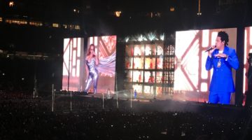 beyonce-and-jay-z-perform-family-feud-during-on-the-run-tour-concert-in-santa-clarita