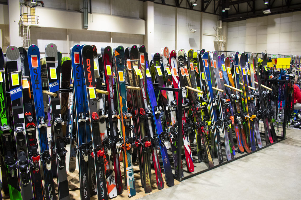 Nevada Winter Sports club hosts annual fundraiser—UNR Ski Swap The